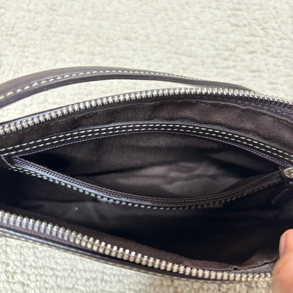 Coach Vintage Hampton Demi Baguette Shoulder Bag - Picture 4 of 16